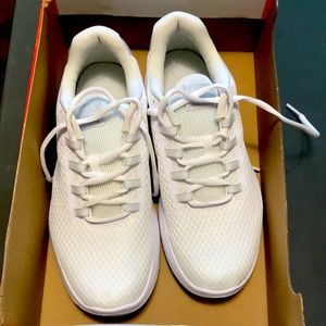 Nike Lunar Converge - Womens 10 NIB $50
